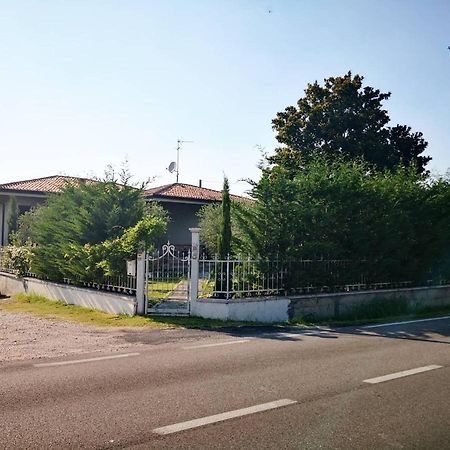 Casa Bella Hostal Ponti sul Mincio Exterior foto